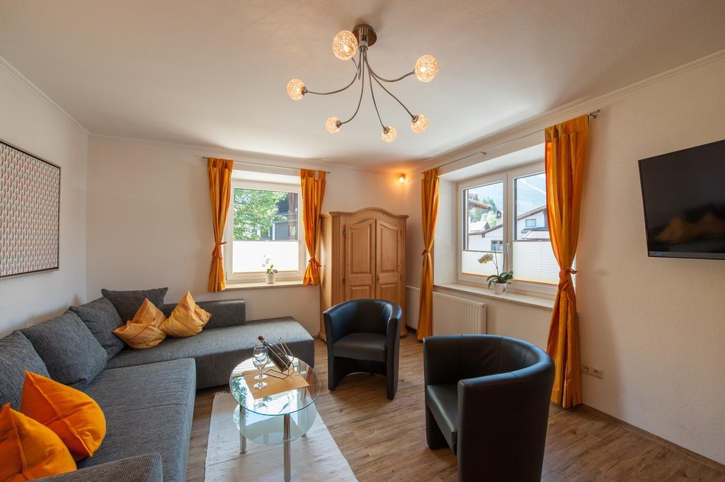 Appartements Al Castagno Ehrwald Luaran gambar