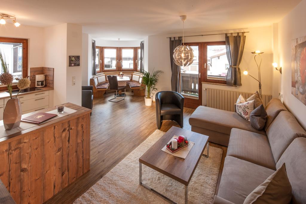 Appartements Al Castagno Ehrwald Luaran gambar