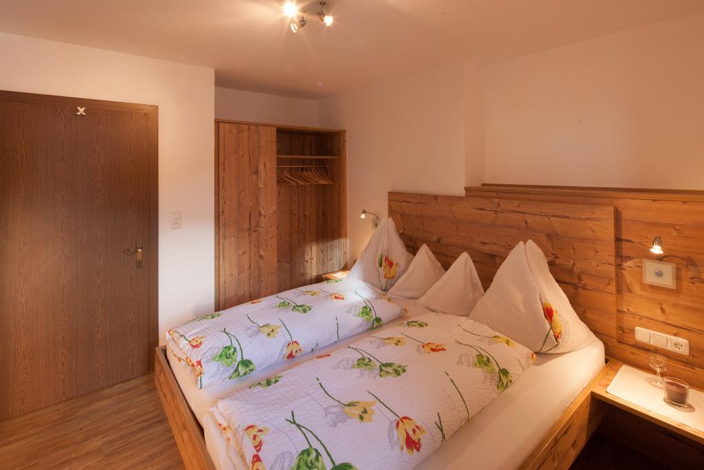 Appartements Al Castagno Ehrwald Luaran gambar